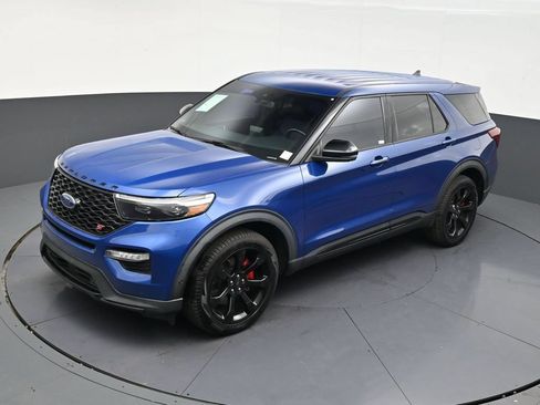 Used 2022 Ford Explorer ST w/ Equipment Group 401A AWD/4WD image 13