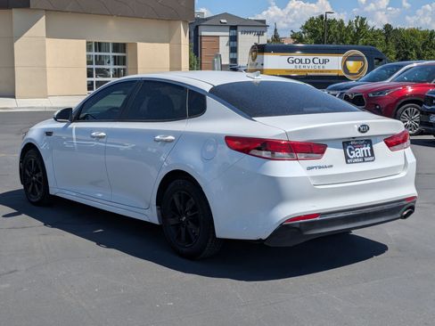 Used 2017 Kia Optima LX FWD image 8
