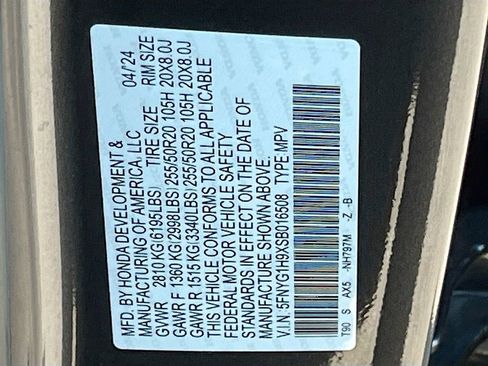 Used 2025 Honda Pilot Black Edition image 35