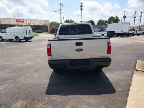 Used 2015 Ford F250 XL w/ Power Equipment Group AWD/4WD image 6
