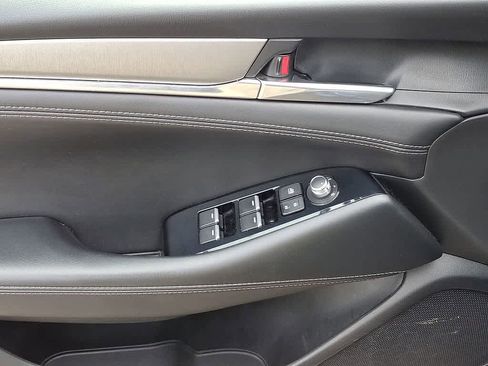 Used 2018 MAZDA MAZDA6 Touring image 10