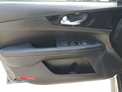 Used 2024 Kia Forte GT-Line w/ GT-Line Premium Package image 20