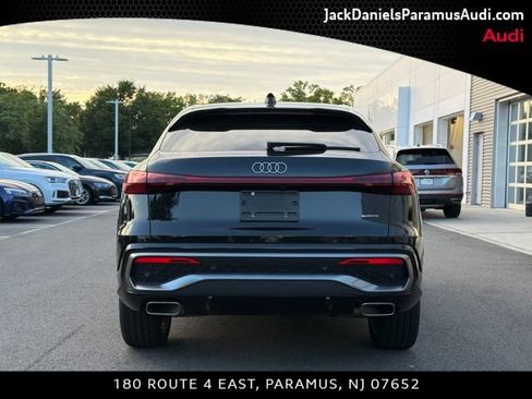 Used 2025 Audi Q5 Premium Plus w/ Premium Plus AWD/4WD image 5