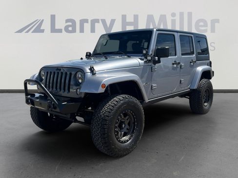 Used 2014 Jeep Wrangler Freedom Edition image 1