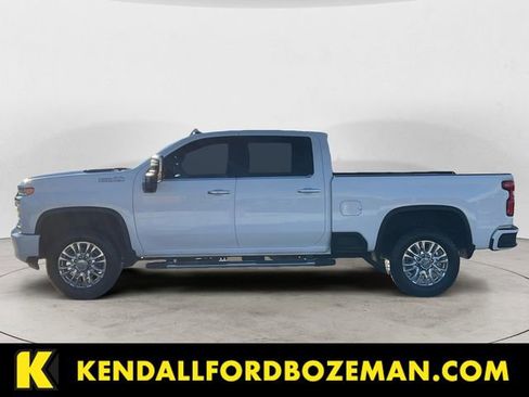 Used 2022 Chevrolet Silverado 3500 High Country w/ Technology Package AWD/4WD image 2