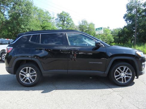 Used 2020 Jeep Compass Latitude AWD/4WD image 4