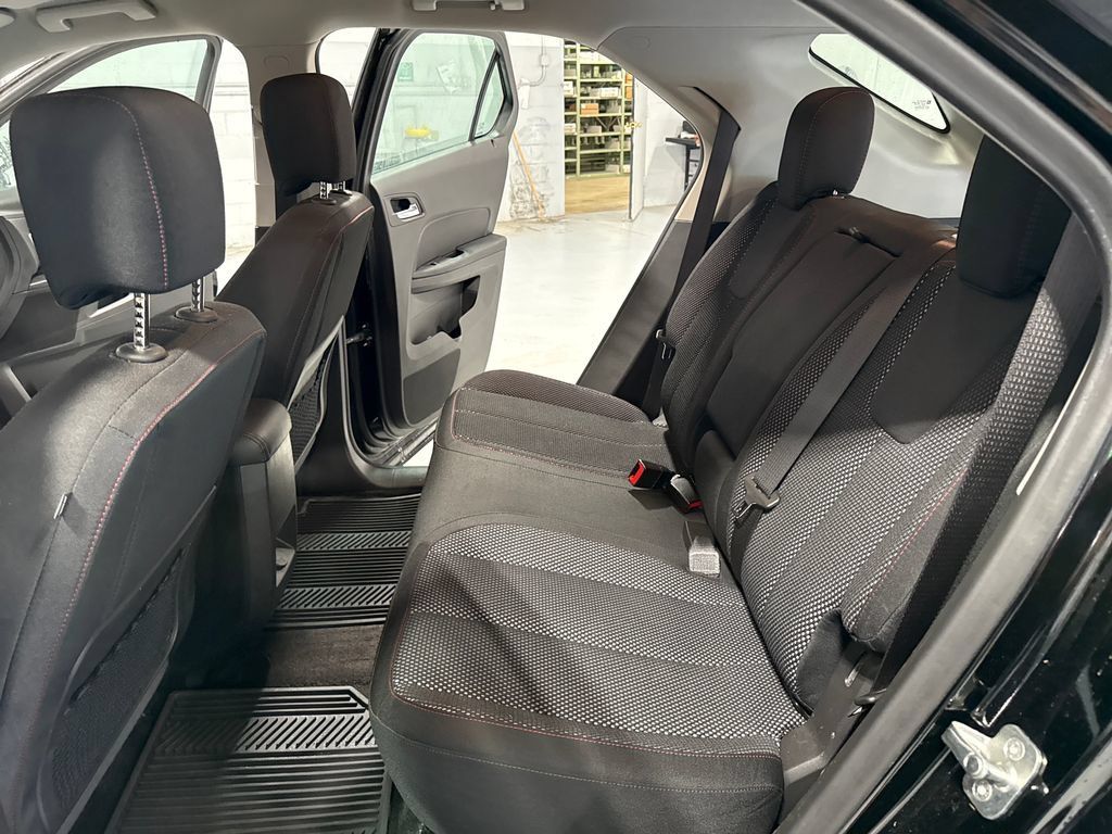 Used 2016 Chevrolet Equinox LS FWD image 36