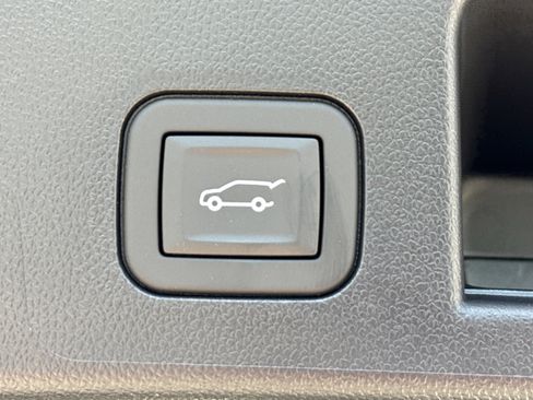 New 2026 GMC Terrain AT4 w/ Convenience Package III AWD/4WD image 19