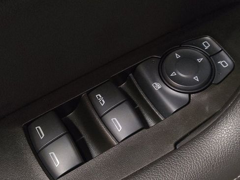 Used 2024 Chevrolet Blazer LT FWD image 27