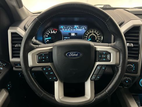 Used 2019 Ford F150 Lariat w/ Equipment Group 502A Luxury image 17