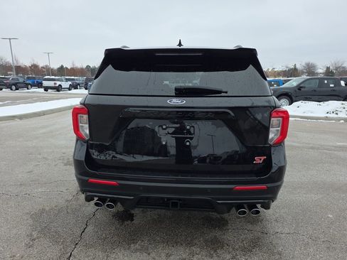 Used 2023 Ford Explorer ST w/ Equipment Group 401A image 7
