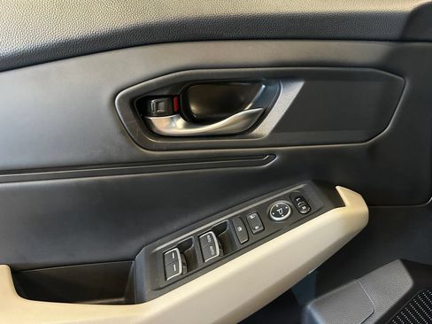 Used 2024 Honda Accord EX image 19
