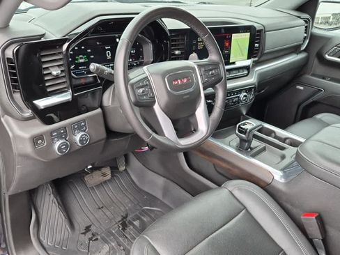 Used 2023 GMC Sierra 1500 SLT w/ SLT Premium Package AWD/4WD image 13