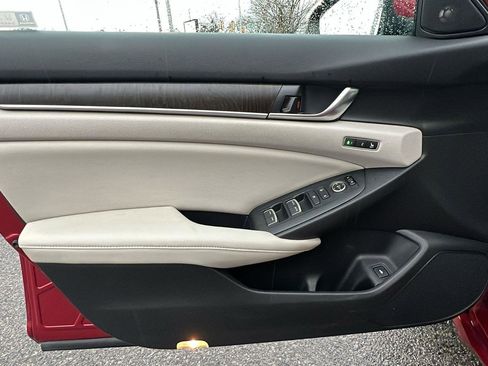 Used 2018 Honda Accord EX-L image 21