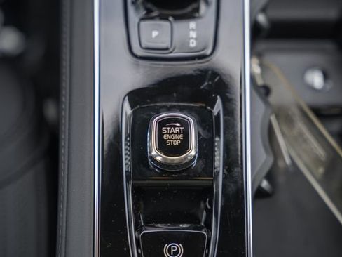 New 2027 Volvo XC90 B6 Plus AWD/4WD image 25