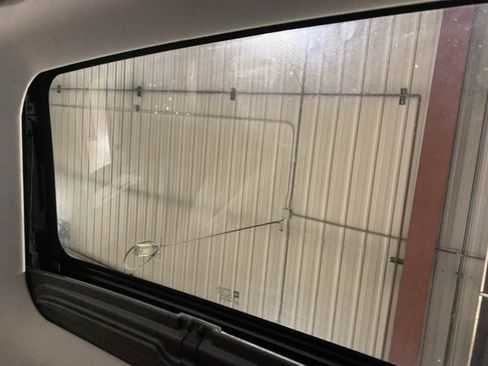 Used 2011 Chevrolet Traverse LTZ image 14