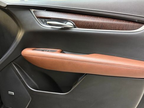 Certified 2022 Cadillac XT5 Premium Luxury w/ Technology Package image 50