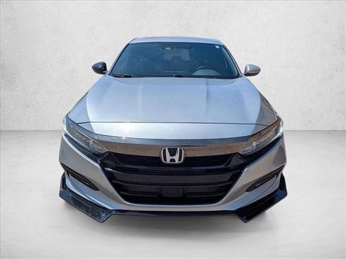 Used 2019 Honda Accord Sport image 2