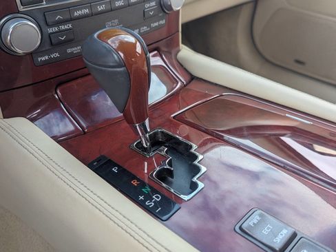 Used 2012 Lexus LS 460 w/ Luxury Value Edition image 30