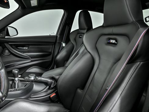 Used 2018 BMW M3 image 19