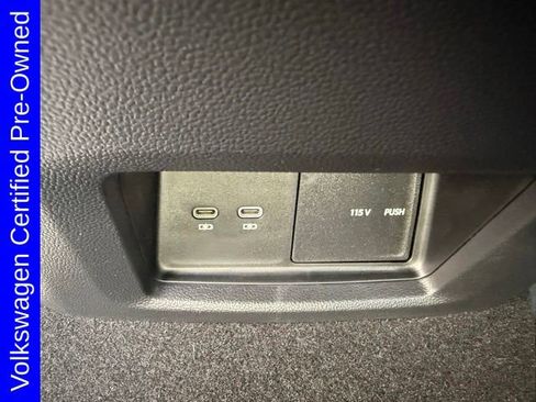 Used 2025 Volkswagen Atlas SEL AWD/4WD image 23