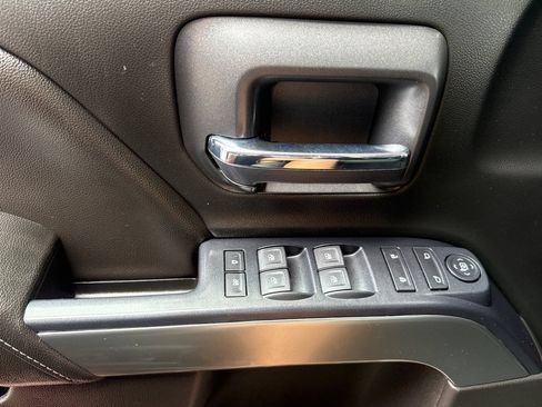 Used 2019 Chevrolet Silverado 1500 LT w/ All Star Edition AWD/4WD image 10