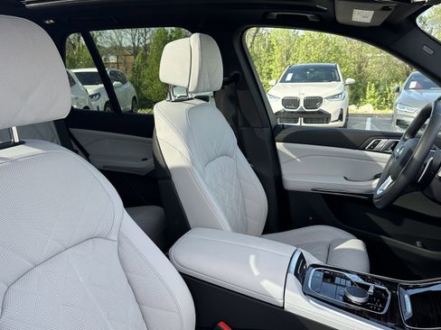 Certified 2026 BMW X5 xDrive40i AWD/4WD image 34