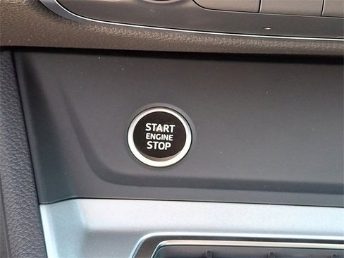 New 2025 Audi Q3 2.0T Premium w/ Convenience Package image 19