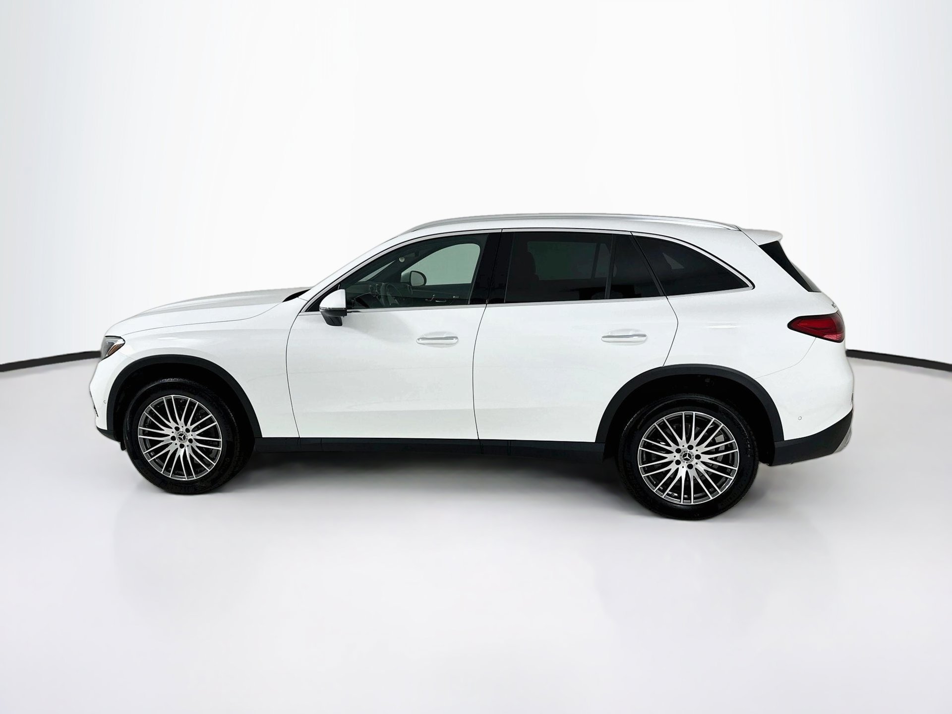 Certified 2026 Mercedes-Benz GLC 300 image 5