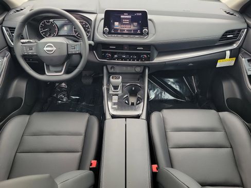 New 2026 Nissan Rogue SV w/ SV Premium Package image 14