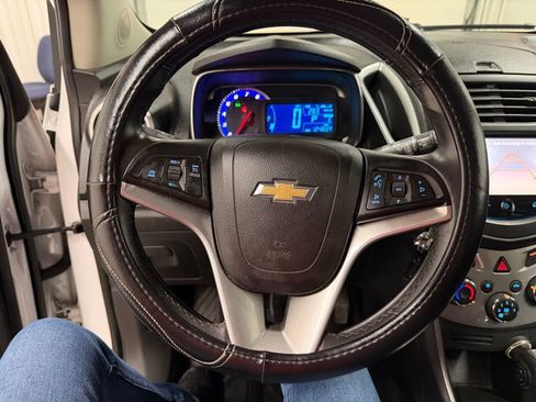 Used 2015 Chevrolet Trax LT w/ LT Plus Package image 32