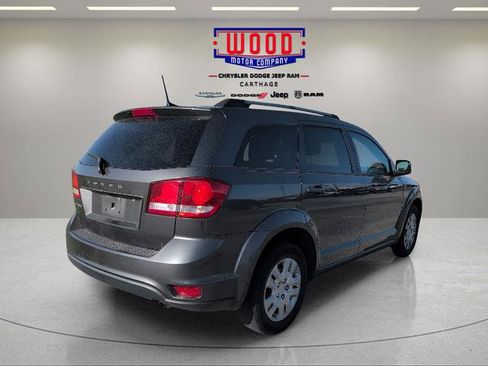 Used 2019 Dodge Journey SE w/ Connectivity Group image 3