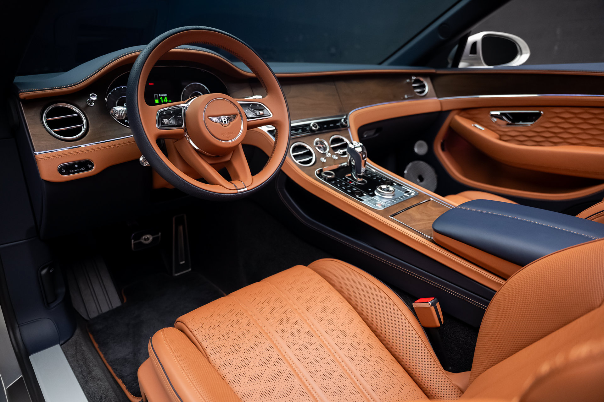 Used 2025 Bentley Continental GT Speed w/ First Edition Specification AWD/4WD image 2
