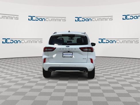 Used 2023 Ford Escape ST-Line w/ Tech Pack #1 AWD/4WD image 7