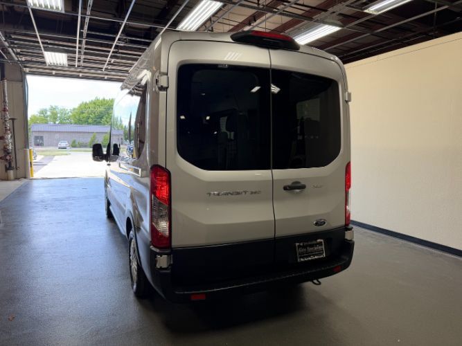 Used 2022 Ford Transit 350 XLT RWD image 3