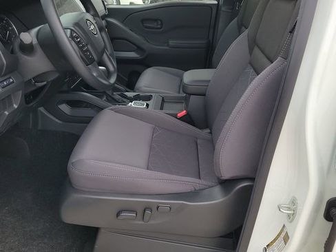 New 2026 Nissan Frontier SV AWD/4WD image 6