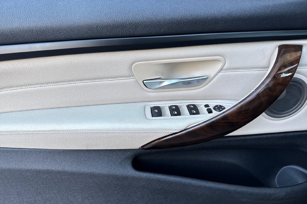 Used 2015 BMW 428i Convertible RWD image 13