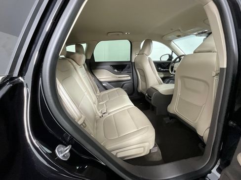 Certified 2024 Lincoln Corsair AWD image 26