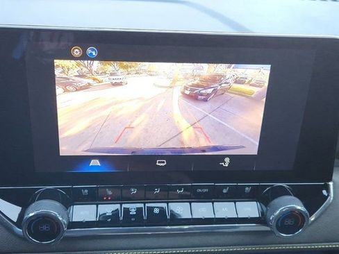 Used 2026 Chevrolet Colorado ZR2 image 7