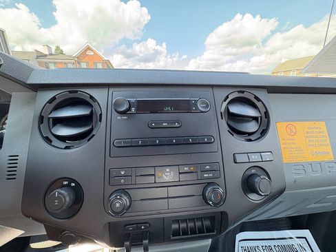 Used 2015 Ford F250 XL RWD image 16