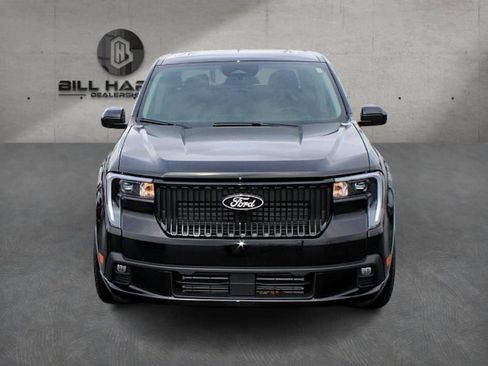 Used 2025 Ford Maverick Lobo image 2