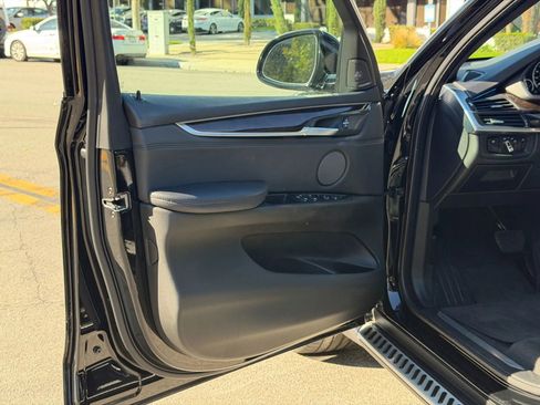 Used 2017 BMW X5 xDrive35i w/ Premium Package image 18