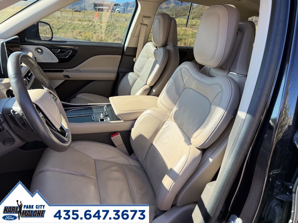 Used 2023 Lincoln Aviator Reserve w/ Equipment Group 201A AWD/4WD image 13