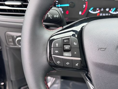 Used 2022 Ford Escape SEL w/ SEL Stealth AWD Package image 16
