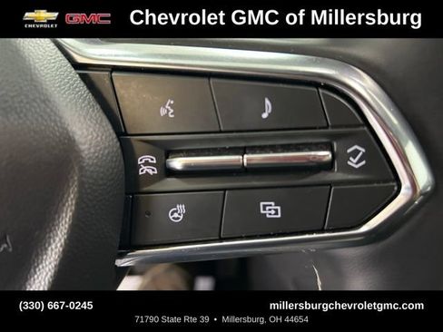 Used 2025 Chevrolet Traverse LT FWD image 24