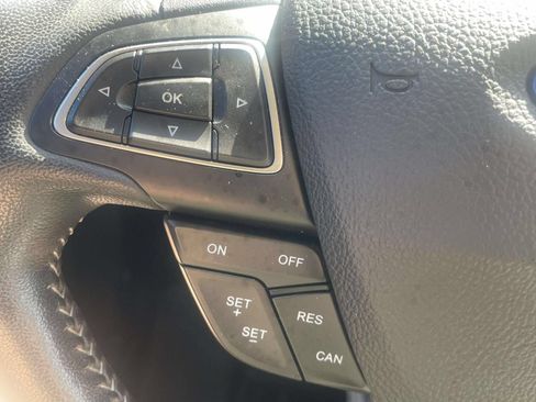 Used 2018 Ford Escape SEL w/ SEL Sport Appearance Package FWD image 24
