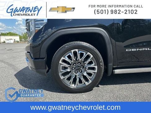 Used 2024 GMC Sierra 1500 Denali Ultimate AWD/4WD image 9