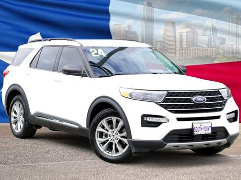 Used 2024 Ford Explorer XLT w/ Equipment Group 202A image 1