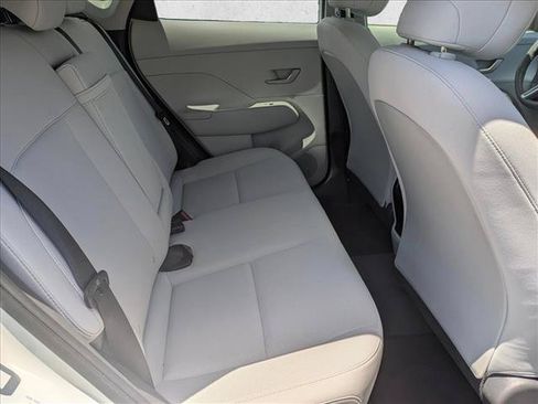 Certified 2025 Hyundai Kona SEL FWD image 17