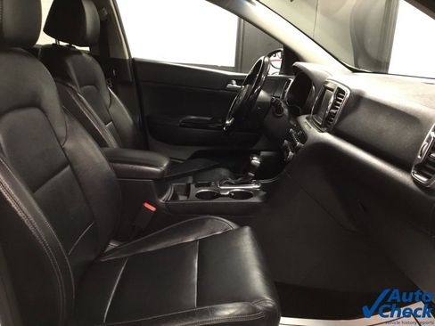 Used 2018 Kia Sportage EX image 36